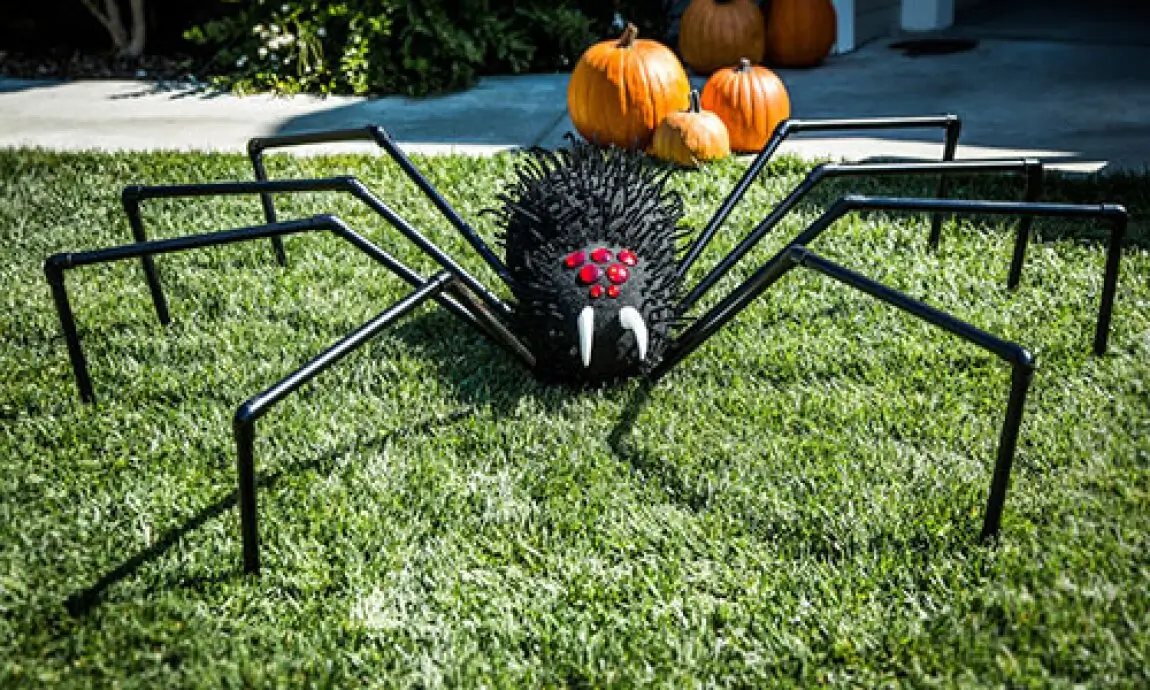 10 Spooky DIY Halloween Decorations Ideas