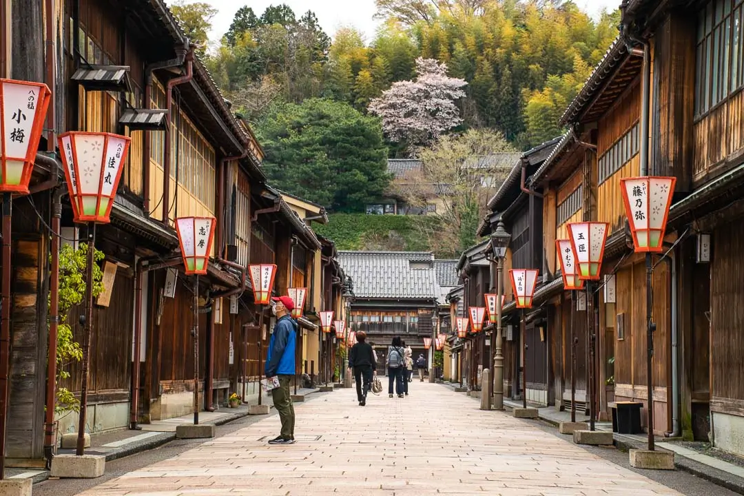 7 Must-Visit Places In Japan